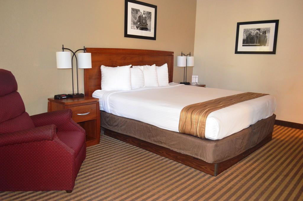 Best Western Hospitality House Emporia Exterior foto